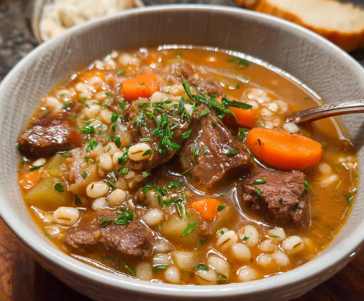 Hearty Beef & Barley Soup Recipe