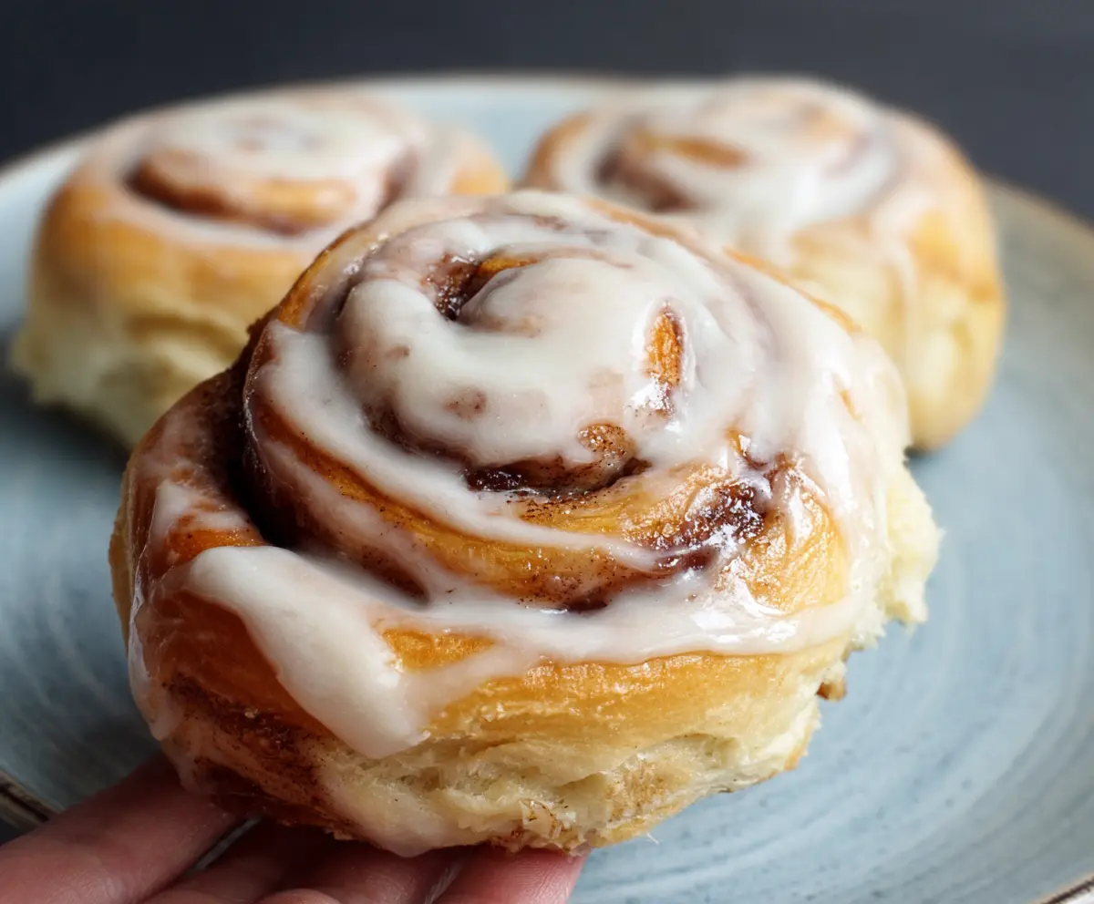 Easy Sourdough Cinnamon Rolls