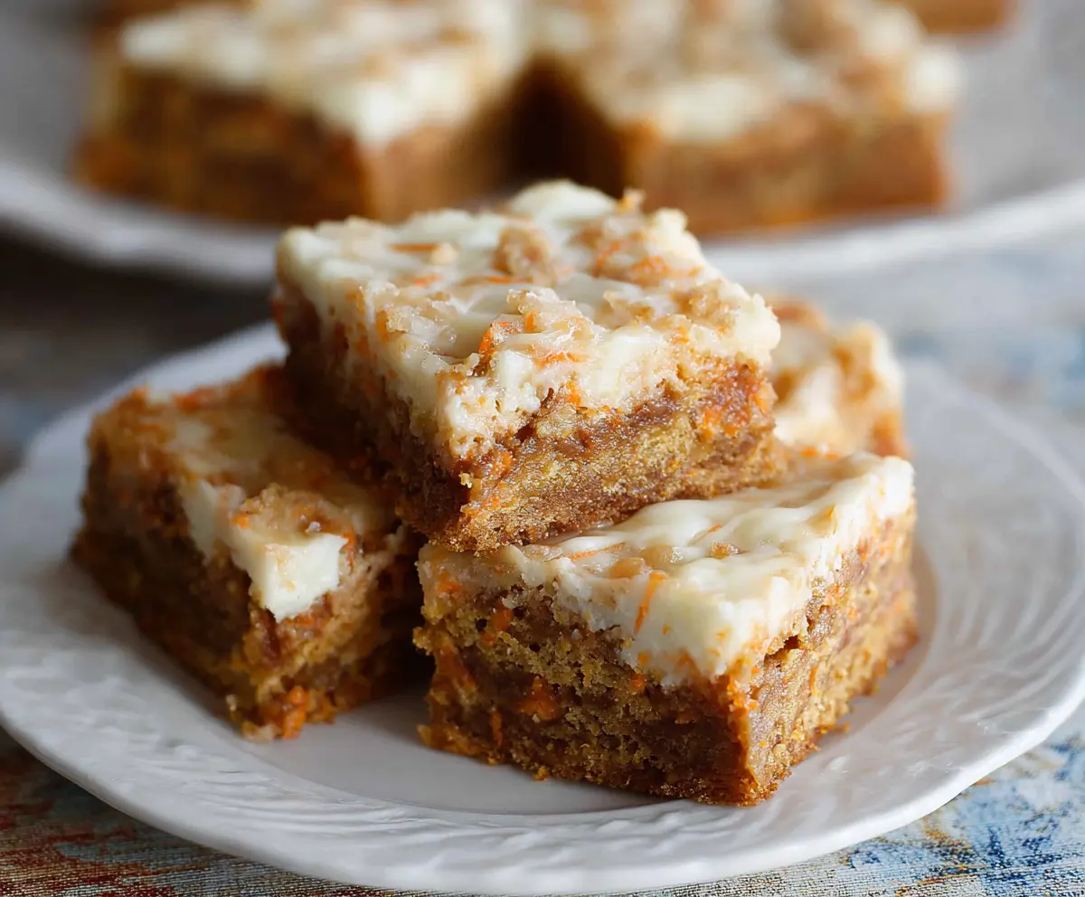 Easy Carrot Cake Bars Recipe